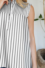 Load image into Gallery viewer, Frill Printed Mock Neck Top