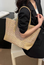 Load image into Gallery viewer, Chevron Straw Tote Bag