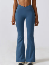 Load image into Gallery viewer, Flare Leg Active Pants with Pockets