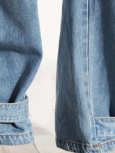 Load image into Gallery viewer, Washed Wide Leg Cargo Jeans