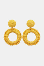 Load image into Gallery viewer, Round Shape Raffia Grass Dangle Earrings