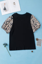 Load image into Gallery viewer, Plus Size Printed Short Sleeve Blouse