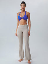 Load image into Gallery viewer, Twisted Halter Neck Active Bra
