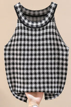 Load image into Gallery viewer, Plaid Round Neck Sleeveless Knit Top