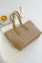 Load image into Gallery viewer, Chevron Straw Tote Bag