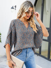 Load image into Gallery viewer, Printed Notched Half Sleeve Blouse