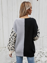 Load image into Gallery viewer, Woven Right Leopard Color Block V-Neck Tunic Pullover Sweater