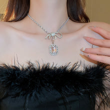 Load image into Gallery viewer, Alloy Crystal Geometric Pendant Necklace