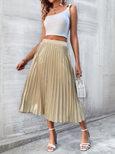 Load image into Gallery viewer, Pleated Midi Skirt