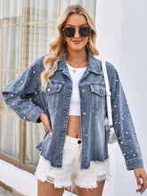 Load image into Gallery viewer, Pearl Trim Raw Hem Denim Jacket
