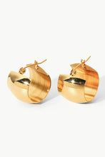 Load image into Gallery viewer, 18K Gold Plated C-Hoop Earrings