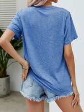 Load image into Gallery viewer, MAMA Leopard Graphic Short Sleeve Tee