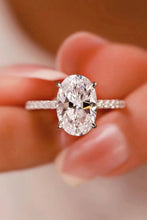 Load image into Gallery viewer, 18K Platinum-Plated Side Stone Moissanite Ring
