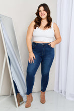 Load image into Gallery viewer, Kancan Full Size Skinny Jeans with Pockets