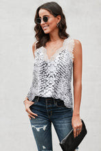 Load image into Gallery viewer, Contrast Lace Tank