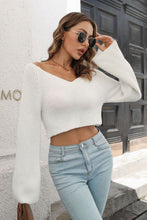 Load image into Gallery viewer, Cropped V-Neck Flare Sleeve Knit Top
