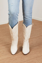 Load image into Gallery viewer, Mountain Fever Cowboy Boots in Half sizes