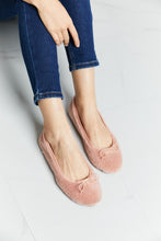 Load image into Gallery viewer, Forever Link Bow Detail Sherpa Flats
