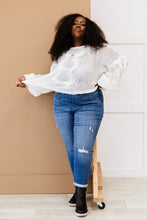 Load image into Gallery viewer, Judy Blue Chasing Dreams Pull-On Cropped Jeans