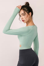Load image into Gallery viewer, Crisscross Raglan Sleeve Cropped Yoga Top