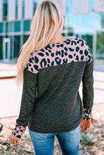 Load image into Gallery viewer, Leopard Round Neck Ribbed Top