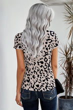Load image into Gallery viewer, Leopard Print Tee