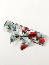 Load image into Gallery viewer, Girls Ribbed Top and Floral Bow Detail Pants Set