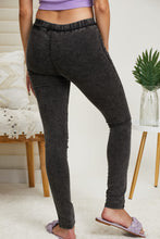 Load image into Gallery viewer, Vocal Rendezvous Full Size Pull-On Skinny Jeans