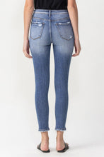 Load image into Gallery viewer, Lovervet Juliana Full Size High Rise Distressed Skinny Jeans