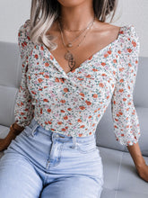 Load image into Gallery viewer, Floral Twist Front Puff Sleeve Top
