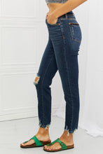 Load image into Gallery viewer, Judy Blue Melaney Full Size Mid Rise Distressed Relaxed Fit Jeans