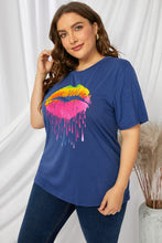 Load image into Gallery viewer, Plus Size Lips Graphic Print Tee
