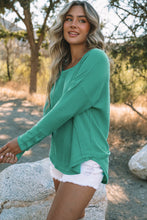 Load image into Gallery viewer, Seam Detail Curved Hem Long Sleeve Top