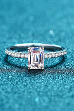 Load image into Gallery viewer, 925 Sterling Silver Ring with Moissanite