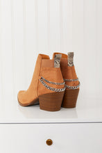 Load image into Gallery viewer, Fortune Dynamic Westside Pointed Toe Chain Detail Ankle Booties