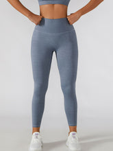 Load image into Gallery viewer, Elastic Waistband Cropped Sports Leggings