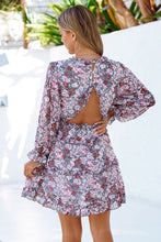 Load image into Gallery viewer, Floral Frill Trim Plunge Flounce Sleeve Dress