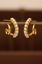 Load image into Gallery viewer, Pearl Double-Layered C-Hoop Earrings