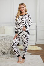 Load image into Gallery viewer, Leopard Contrast Detail Top and Joggers Lounge Set