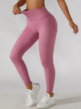 Load image into Gallery viewer, Elastic Waistband Cropped Sports Leggings