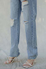 Load image into Gallery viewer, Kancan High Rise Button Closure Distressed Boyfriend Jeans