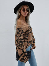 Load image into Gallery viewer, Geometric Print Chunky Knit Sweater