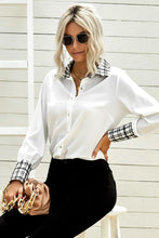 Load image into Gallery viewer, Plaid Trim Button Down Collared Shirt