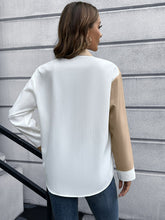 Load image into Gallery viewer, Color Block Button Down Shirt