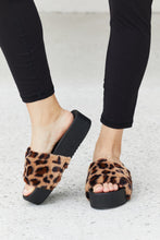 Load image into Gallery viewer, Qupid Feeling Good Leopard Faux Fur Platform Slide Sandals