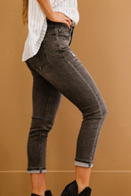 Load image into Gallery viewer, RISEN Guess What? Mid-Rise Distressed Jeans with Pockets