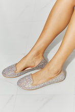 Load image into Gallery viewer, Forever Link Shine On Rhinestone Flat