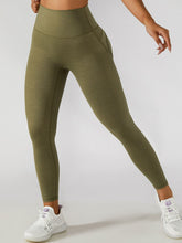 Load image into Gallery viewer, Elastic Waistband Cropped Sports Leggings