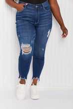Load image into Gallery viewer, Judy Blue Kendall Full Size Shark-Bite Slim Jeans