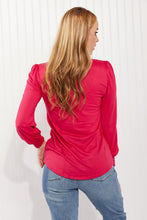 Load image into Gallery viewer, Acting Pro Asheville Full Size Balloon Sleeve Top